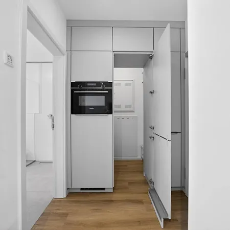 Apartment Maximin - Upscale Near Porta Nigra *
